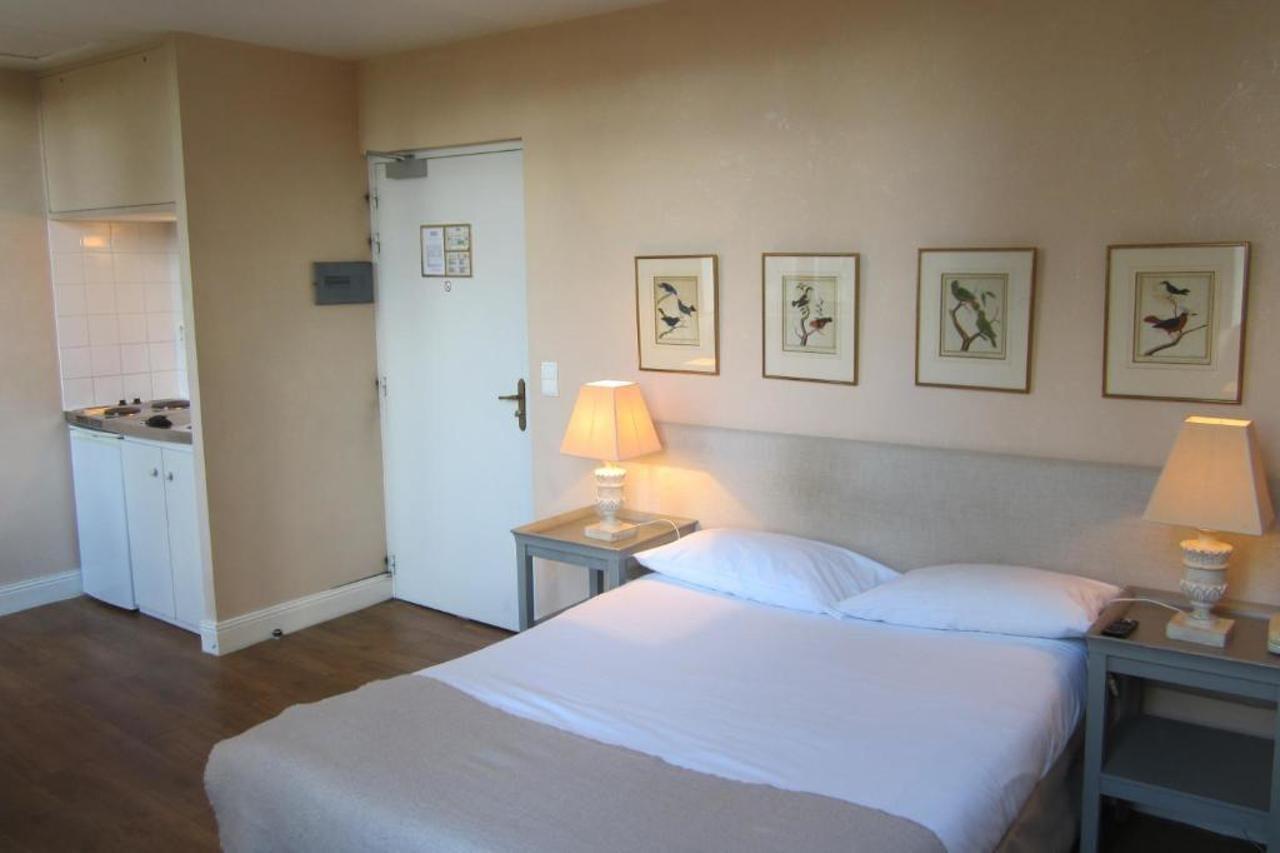 Chateau De Lazenay - Residence Hoteliere Bourges Zewnętrze zdjęcie